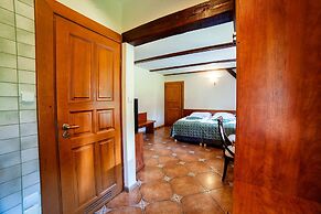 Hotel Dworek Wapionka