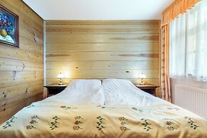 Hotel Dworek Wapionka
