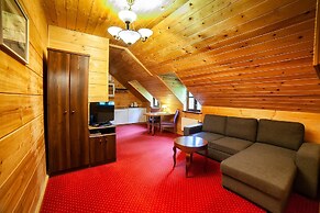 Hotel Dworek Wapionka