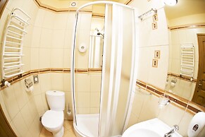 Hotel Dworek Wapionka