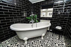 Vintage Apartment Hotel