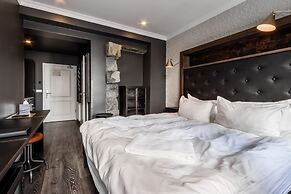 Vintage Apartment Hotel