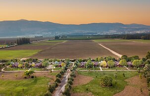 The Village – Jordan Riverside TravelHotel