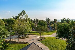 The Village – Jordan Riverside TravelHotel
