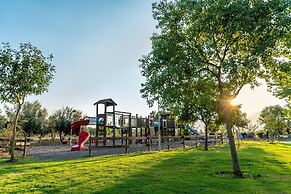 The Village – Jordan Riverside TravelHotel