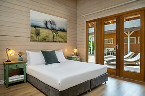 The Village – Jordan Riverside TravelHotel