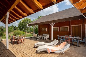 The Village – Jordan Riverside TravelHotel