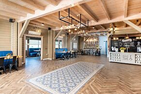 The Village – Jordan Riverside TravelHotel
