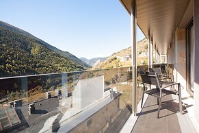 Tarter Mountain Suites