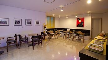 The Marine Pool Villa