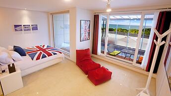 The Marine Pool Villa