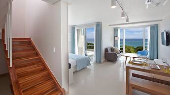 The Marine Pool Villa