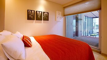 The Marine Pool Villa