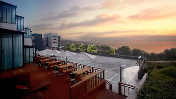 The Marine Pool Villa