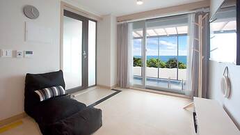 The Marine Pool Villa