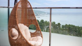 The Marine Pool Villa