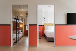 The Grass Serviced Suites by At Mind