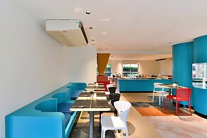 The Grass Serviced Suites by At Mind