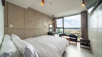 Hotel stay interview Jeju