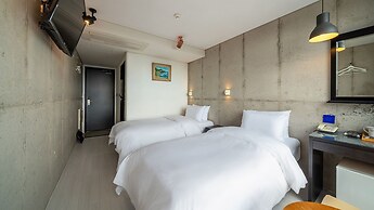 Hotel stay interview Jeju