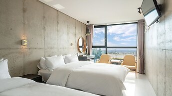 Hotel stay interview Jeju