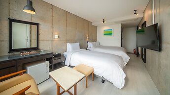 Hotel stay interview Jeju