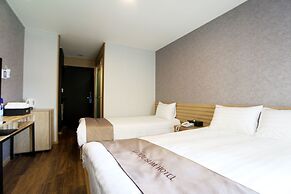 Jeju Slim Hotel