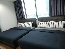 Summer Suites Vacation Home