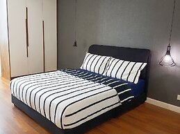 Summer Suites Vacation Home