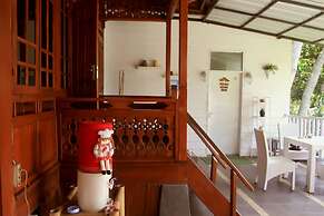 Bantal Guling Villa Bandung