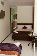 Bantal Guling Villa Bandung