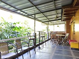 Bantal Guling Villa Bandung