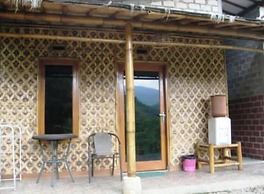 Bantal Guling Villa Bandung