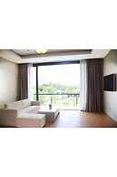 Diamond Bay Golf & Villas