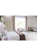 Diamond Bay Golf & Villas