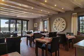 Logis Hôtel Restaurant La Vieille Ferme