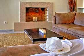 disCrete Villa Episkopi