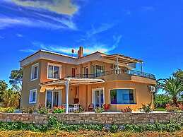 disCrete Villa Episkopi