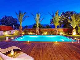 disCrete Villa Episkopi