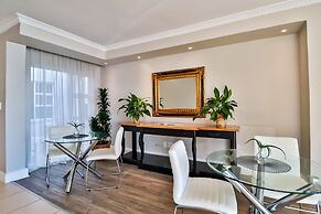 Hermanus Beachfront Lodge