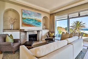 Hermanus Beachfront Lodge