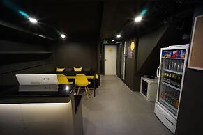 BRB Hostel Bangkok Silom