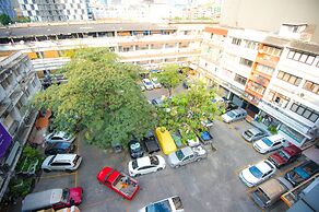 Glur Central Pratunam