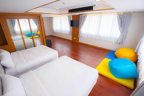 Glur Central Pratunam