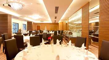 Grand lord Boutique Hotel