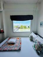 The Port Hostel By Suwatchai