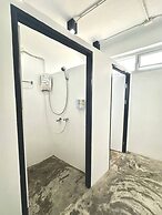 The Port Hostel By Suwatchai