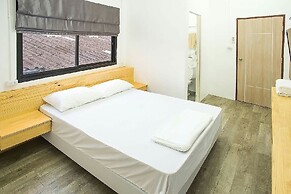 The Port Hostel By Suwatchai