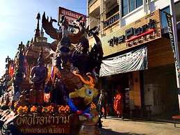 The Port Hostel By Suwatchai