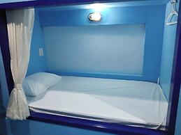 The Port Hostel By Suwatchai